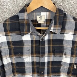 Vans Classic Fit Flannel Button Up Shirt Men's Large Plaid Double Pocket